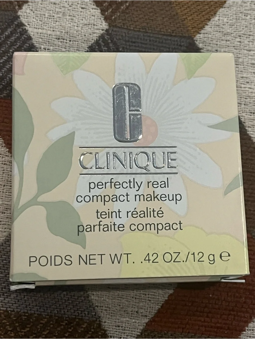 New Clinique Perfectly Real Compact Makeup Shade 134